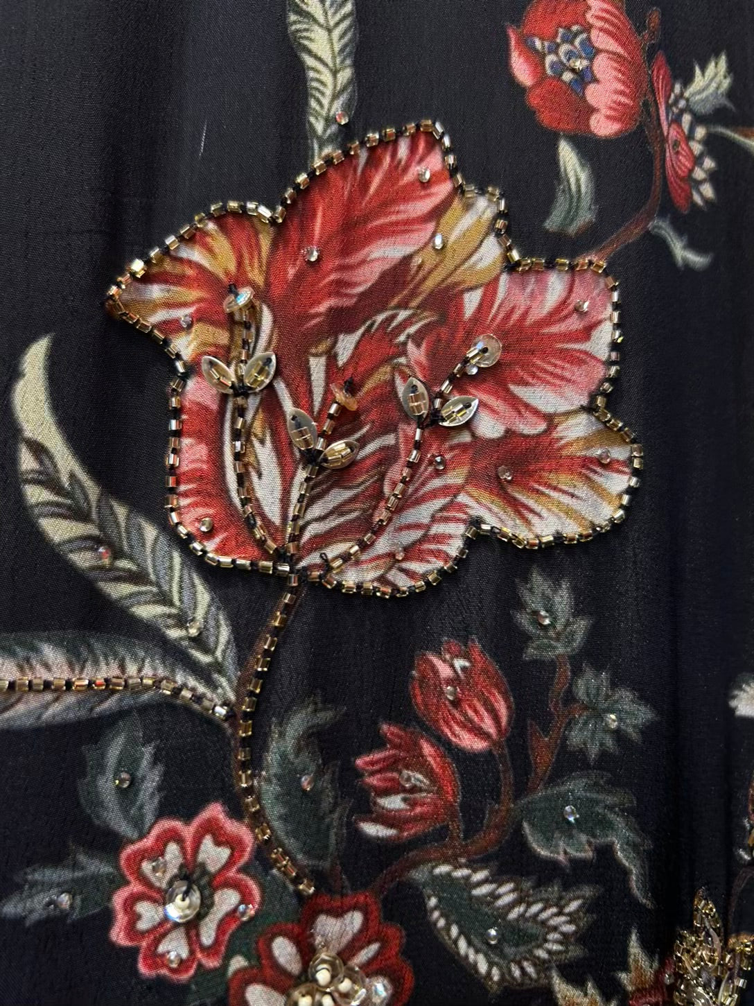 Nayesha Crepe Suit (Black)