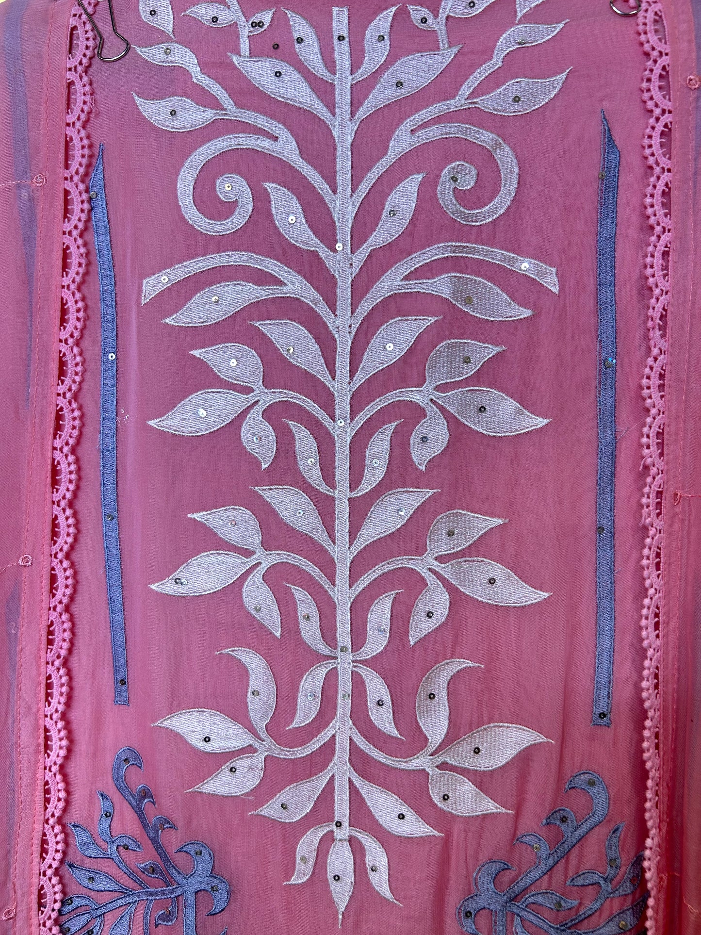 Zarnoor Organza Suit (Pink)