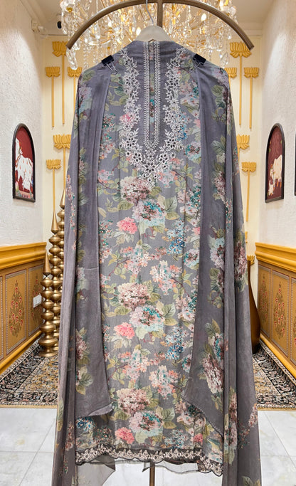 Pravaira Printed Suit