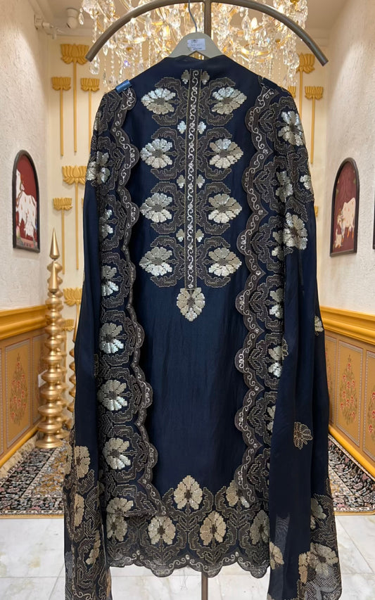 Zareená Éther Suit (Black)