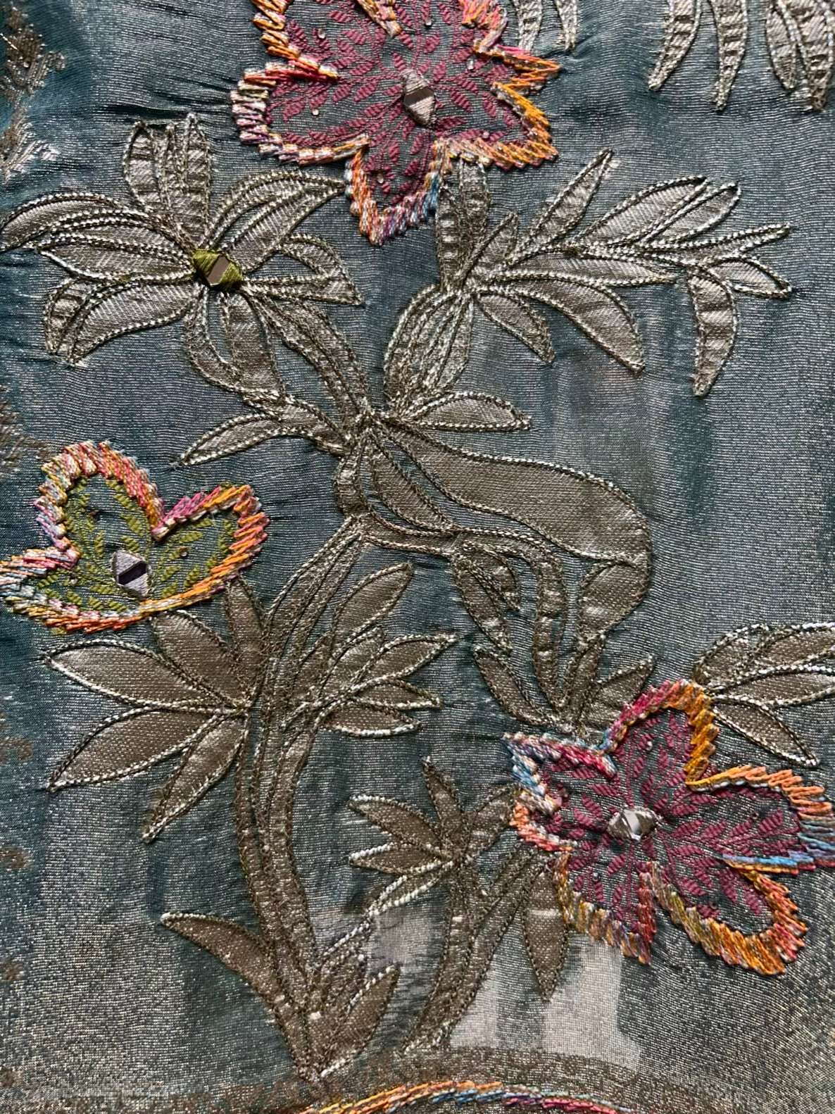 Zarveen SilverÉlan Suit (Peacock Green)