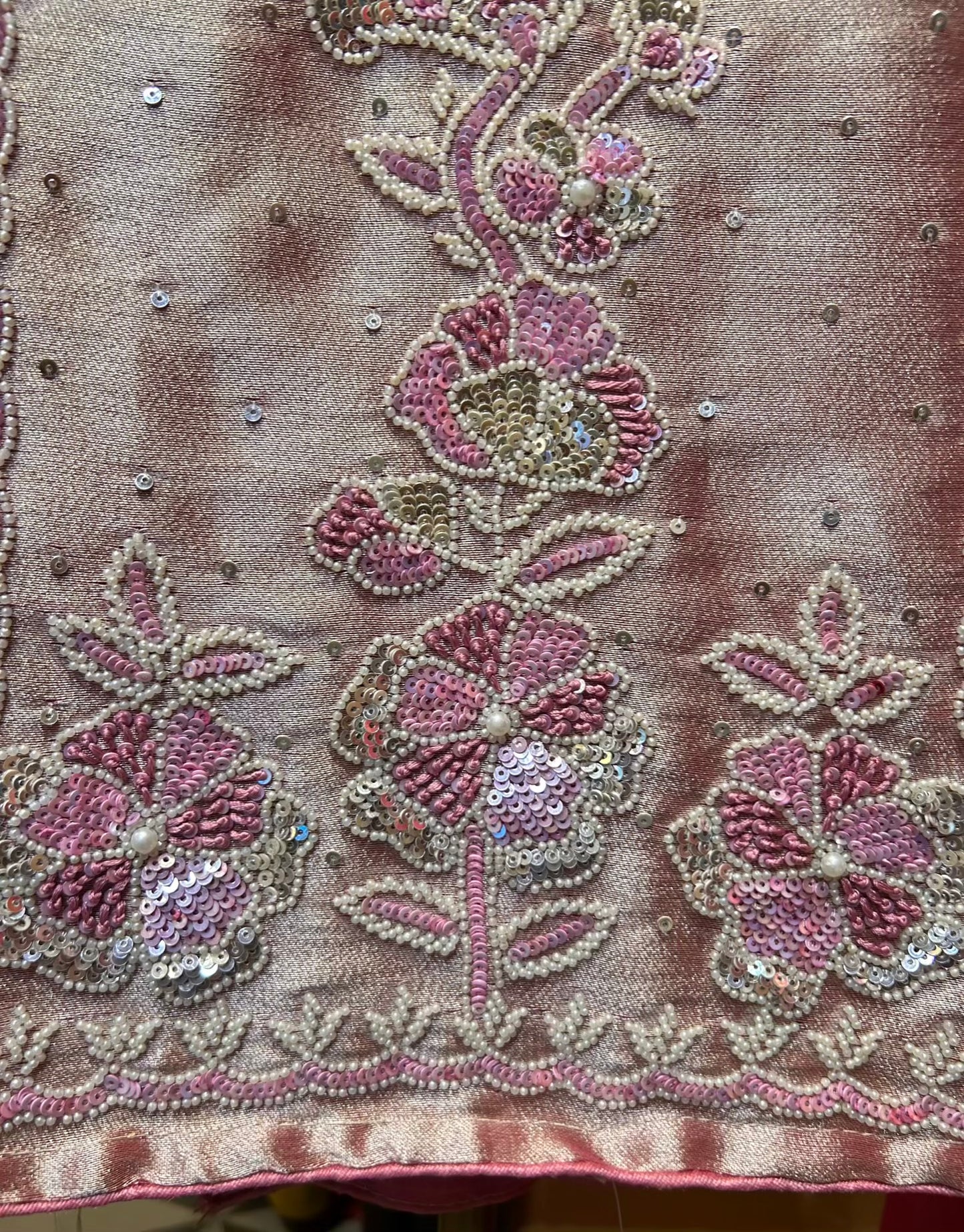 Zareen-é-Moti (Wine)