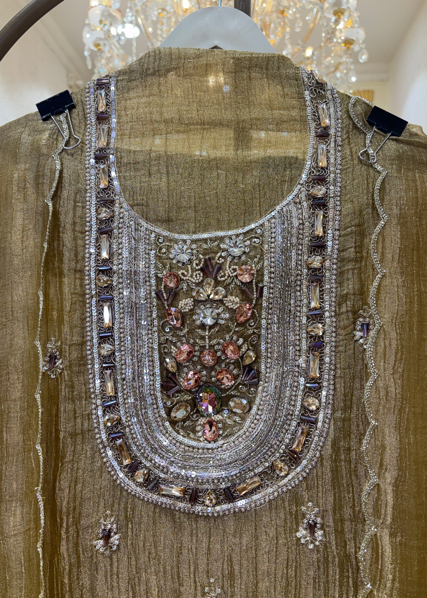 Aabroo Luxe Suit