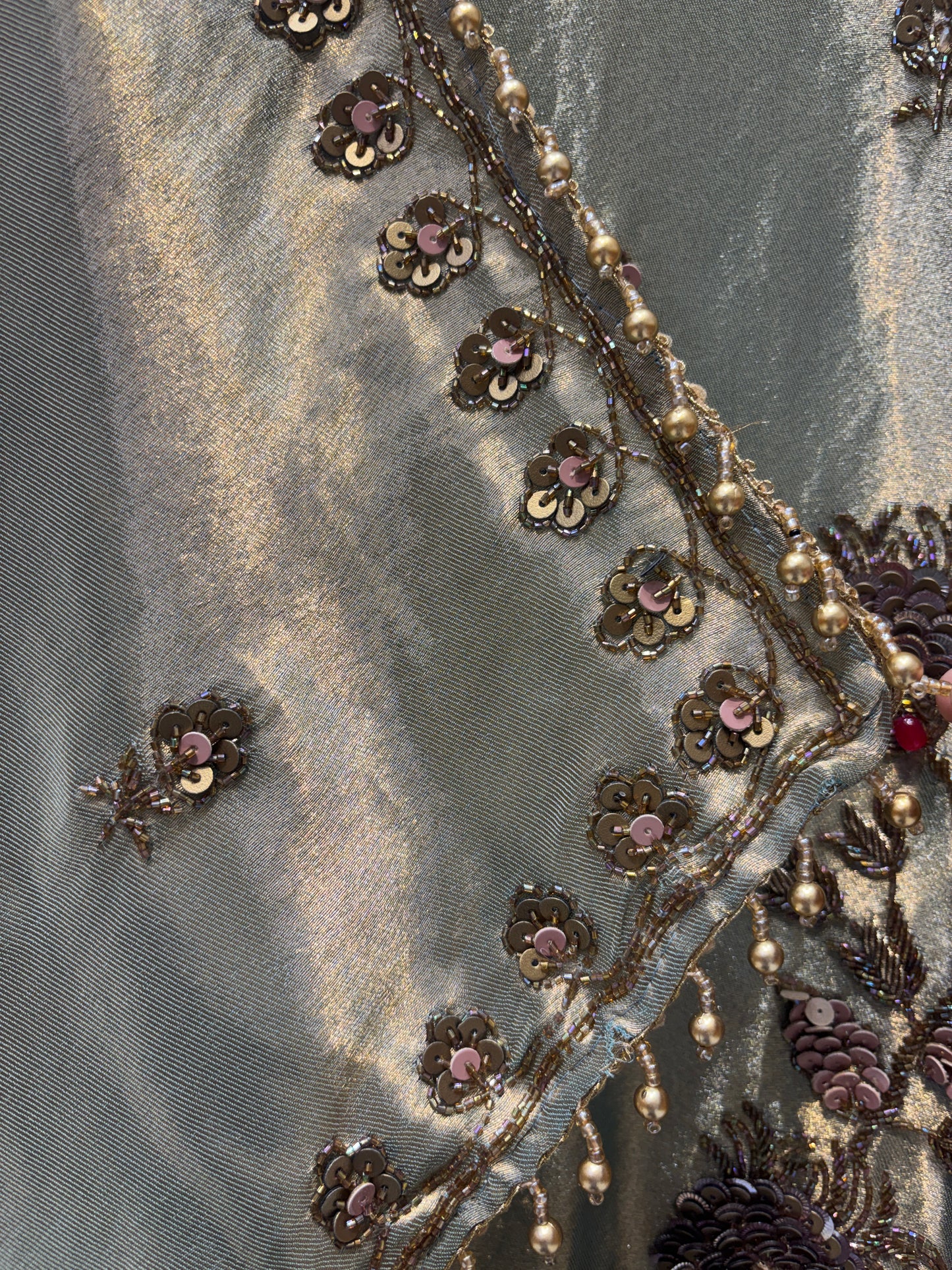 Zariya Noor Organza Suit