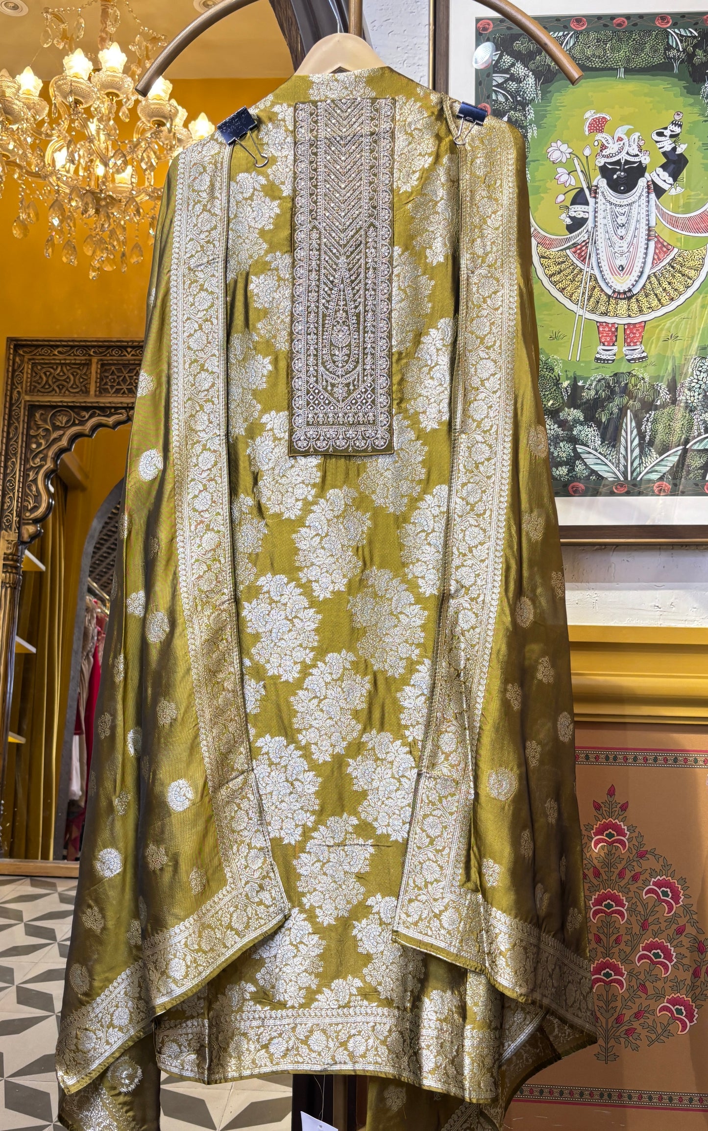Rajvielle Heritage Banarasi Suit
