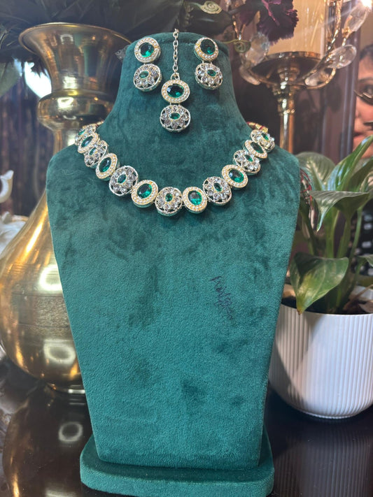 Aayesha Ratna Choker Set (Green)
