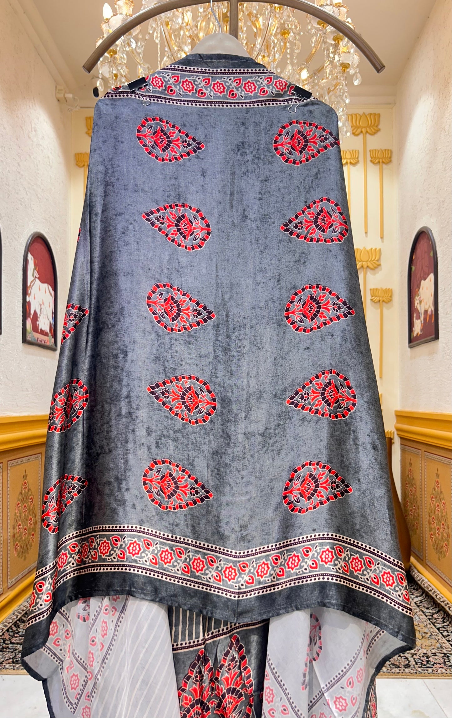 Gulnoré Heritage Suit