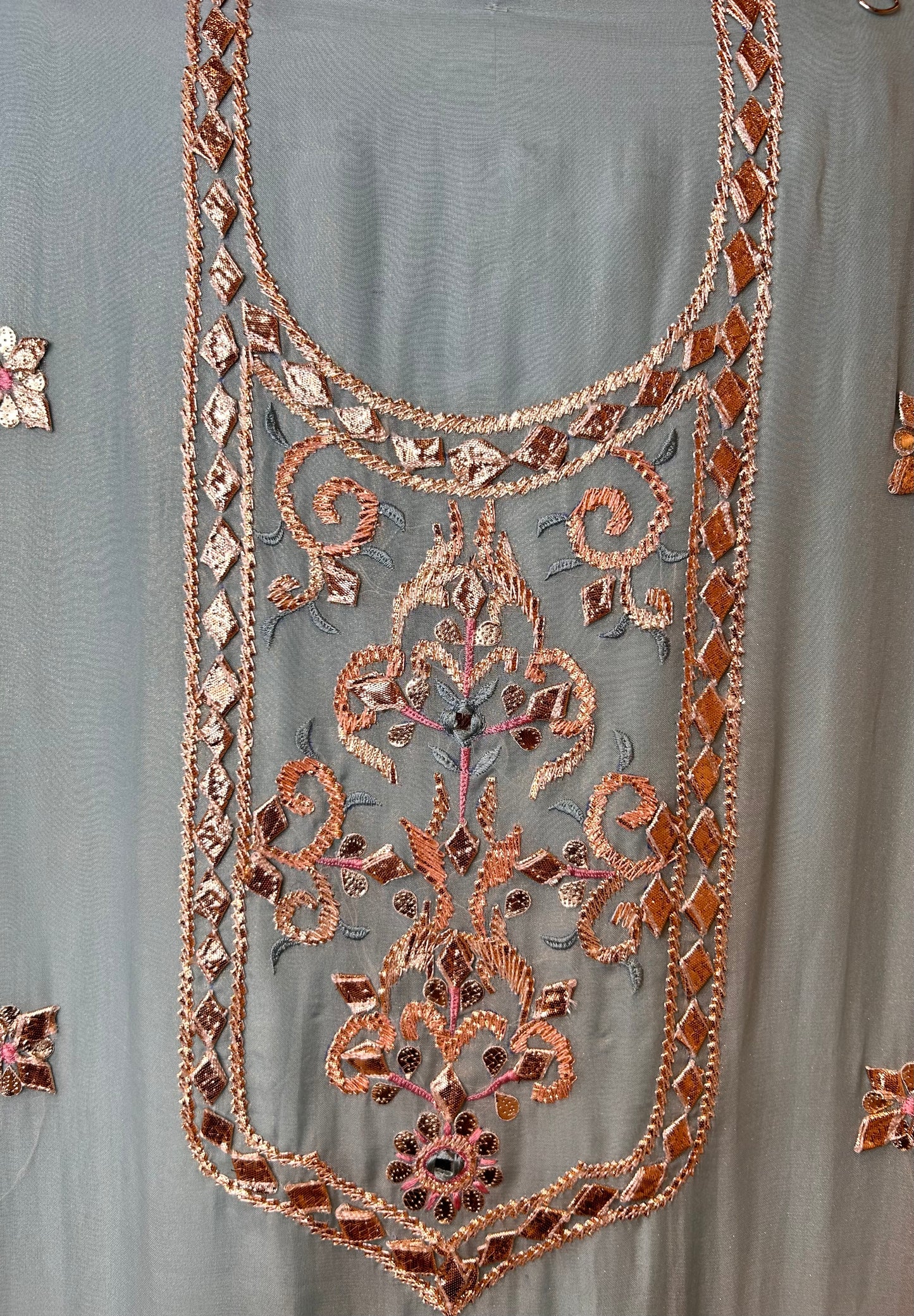 Nayra Mirror & Gotapatti Organza Suit