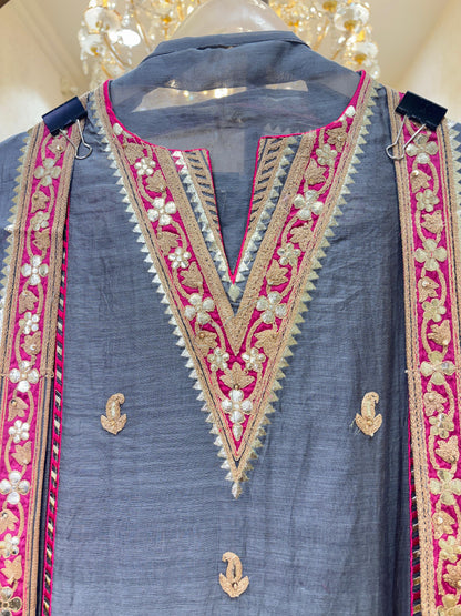 Anika Mul Chanderi Suit