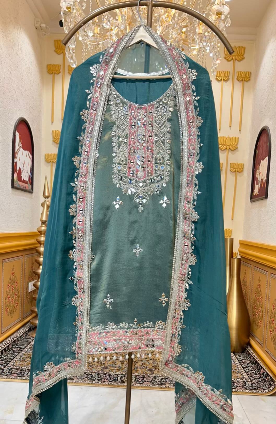 Afsara Aaina Leather Gharara Set (Green)