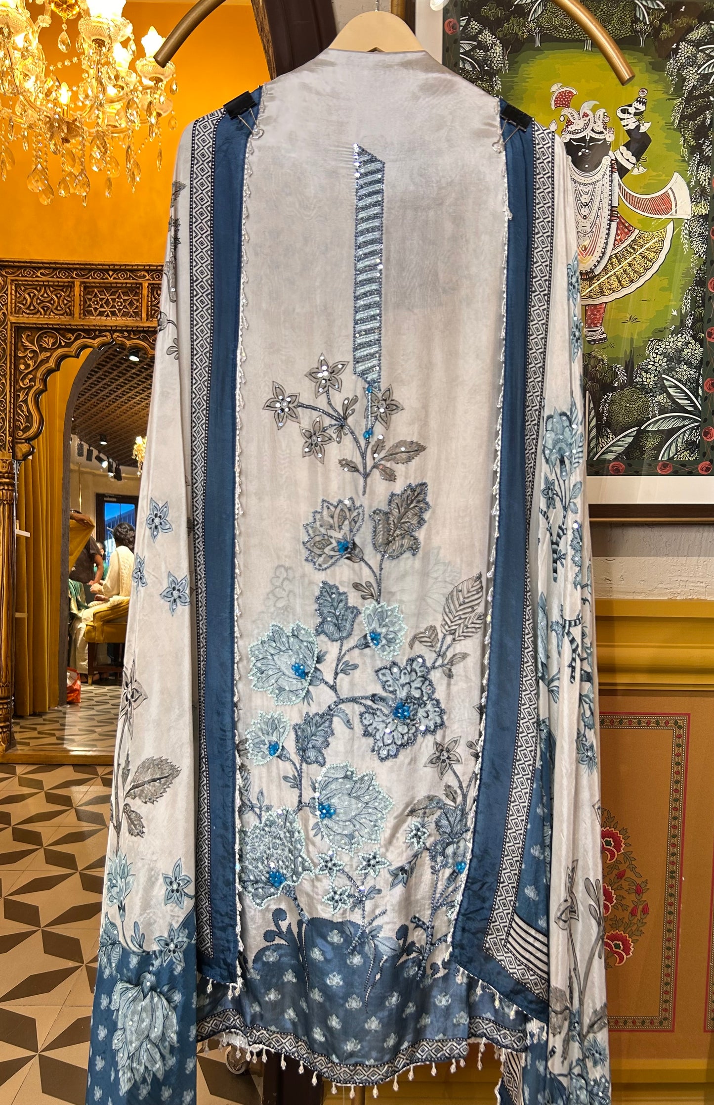 Rooh-e-Nazakat Crepe Suit