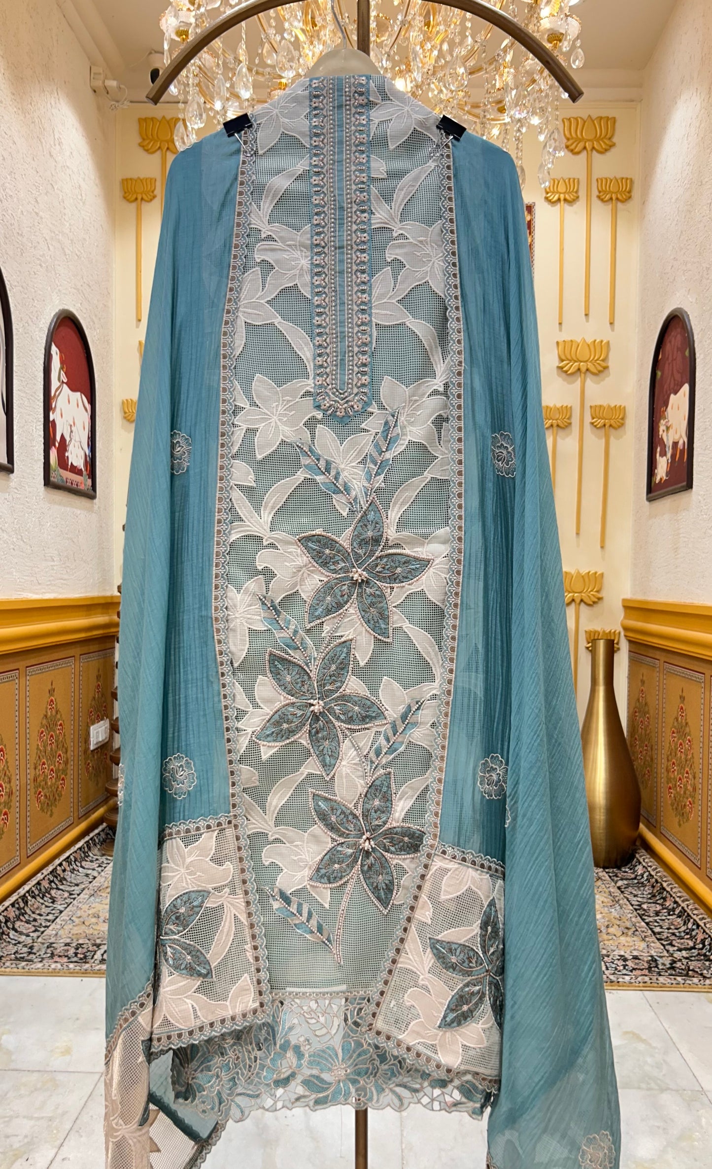 Aarohi Appliqué Grace Suit