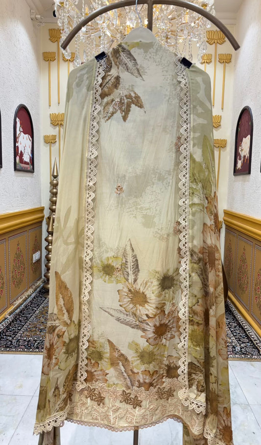Amaira Muslin Suit