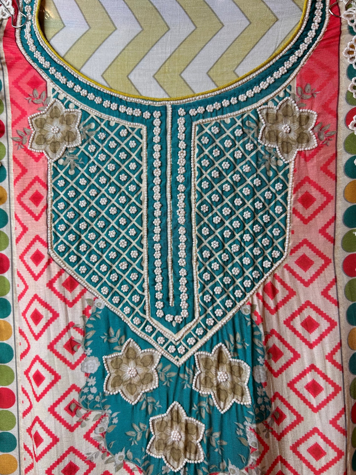 Zaima Muslin Suit