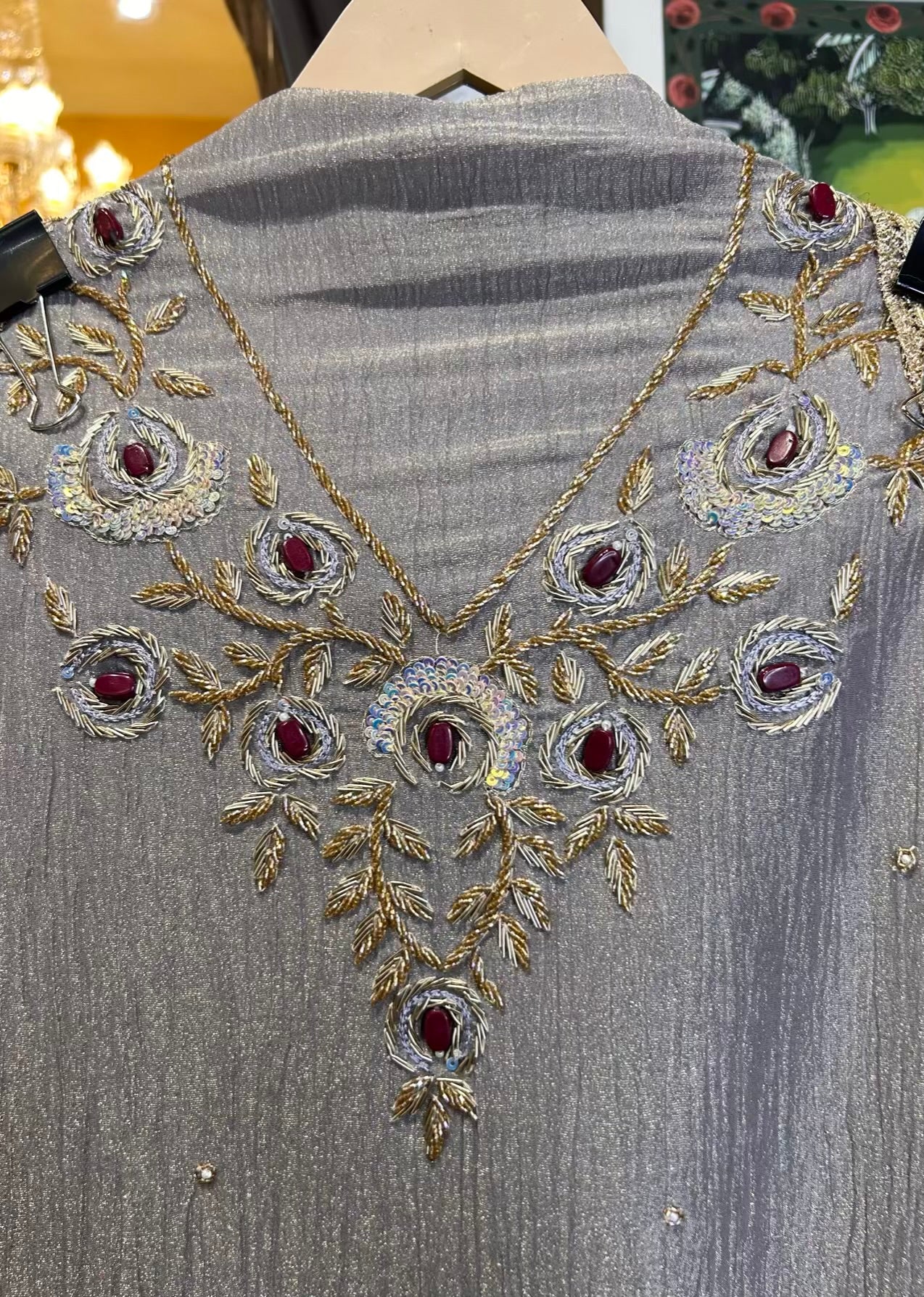 Naaz-e-Kinnari (Silver Grey)
