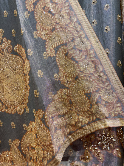 Rangmaeva Printed Suit
