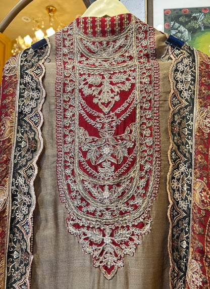 Zarielle Éclat Crêpe Suit