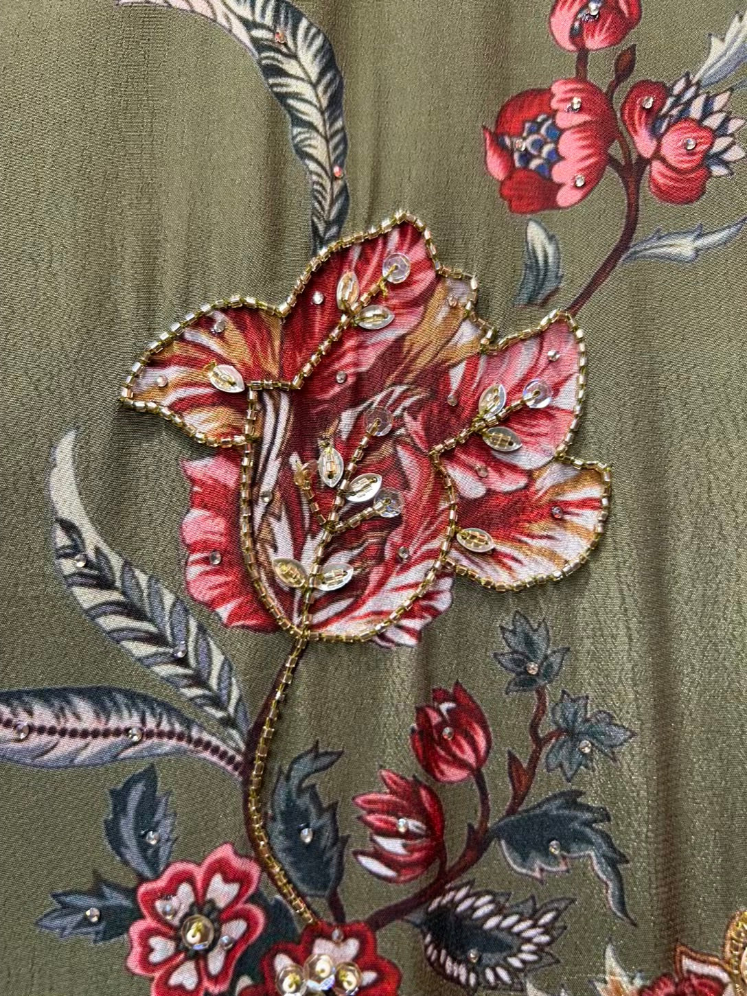 Nayesha Crepe Suit (Green)