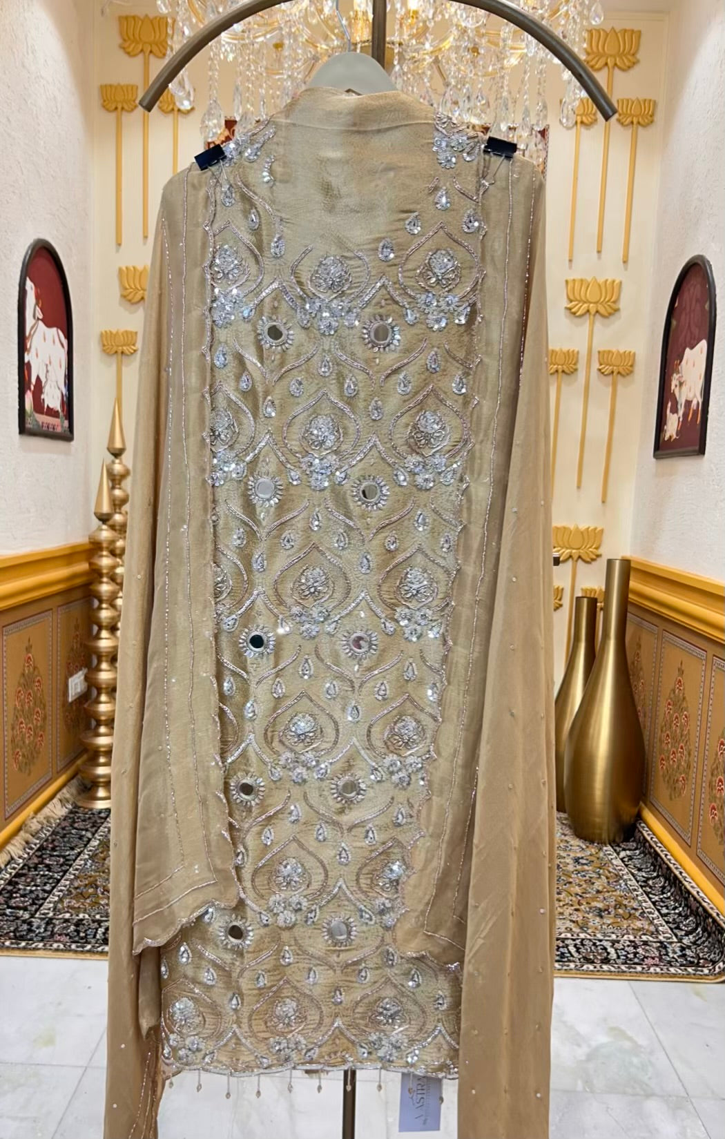 Zarooqía Glimmer Suit (Yellow)