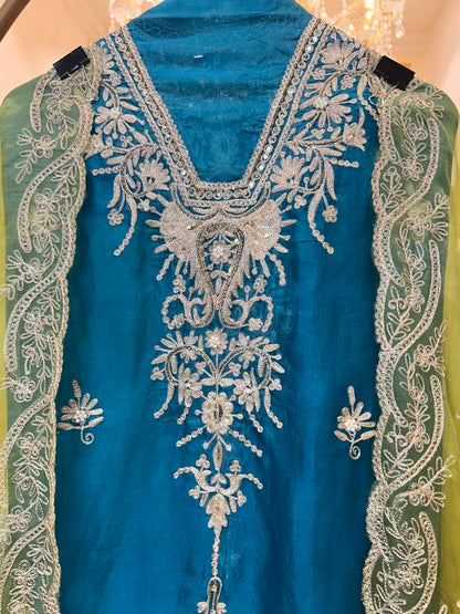 Ruhmira Haathkaar Suit (Blue)