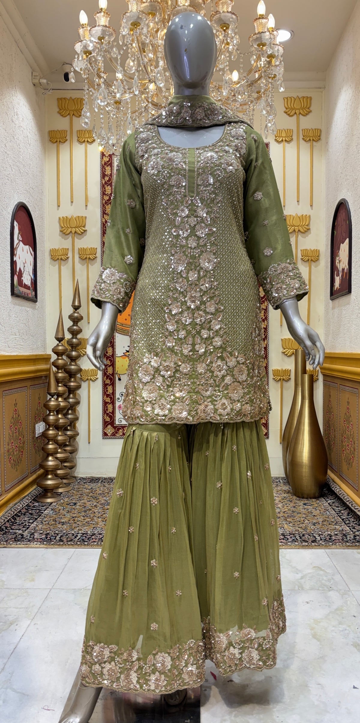 Mahnoor Gharara Set