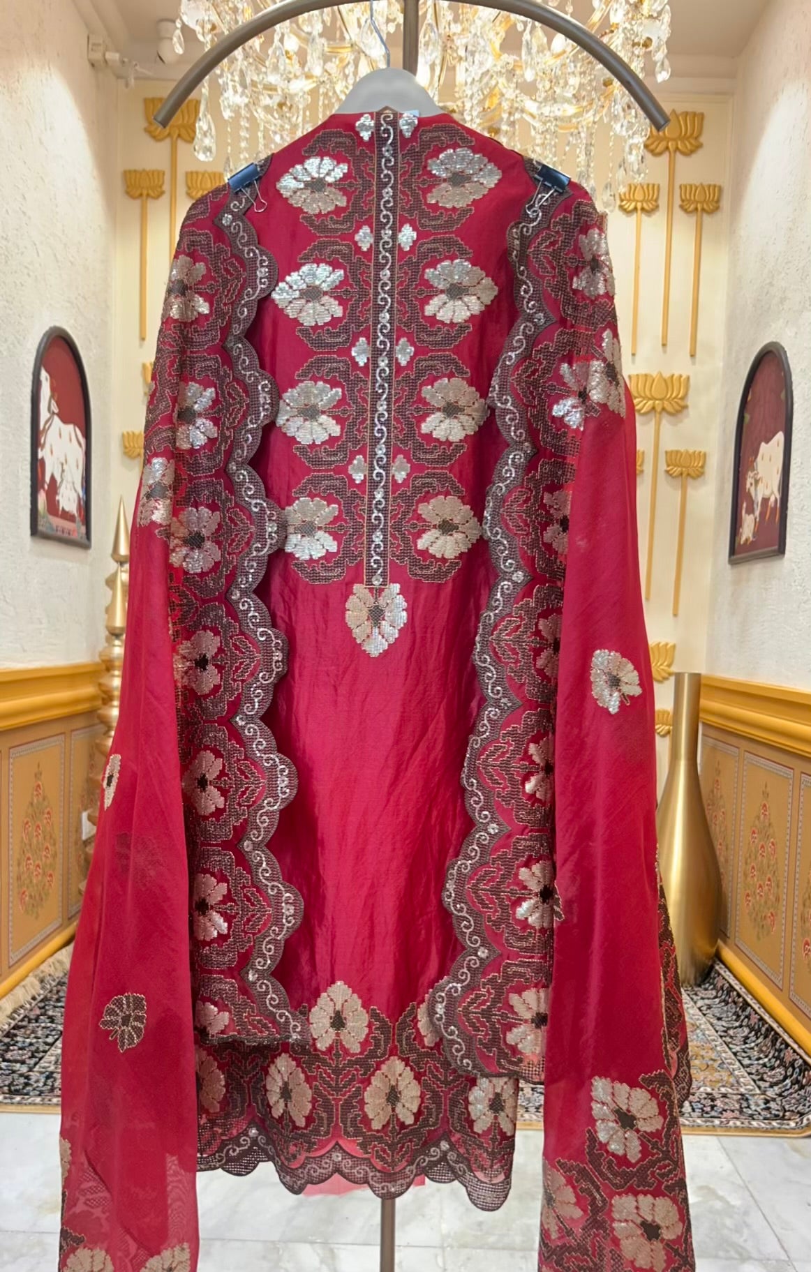 Zareená Éther Suit (Maroon)