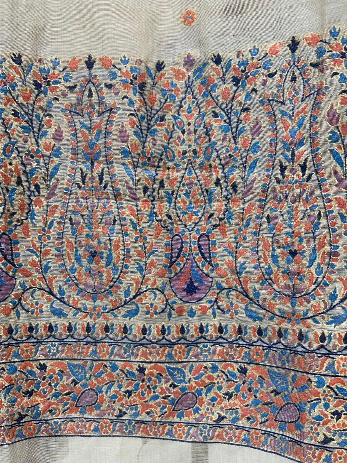 Ishmira Jamdhani Noor Suit (Beige & Blue)