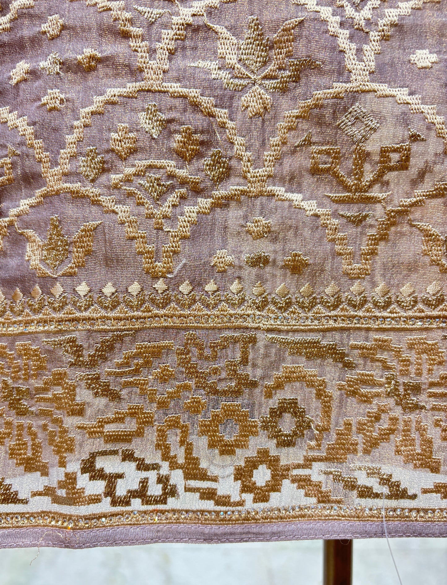 Zareen Zari Tissue Suit