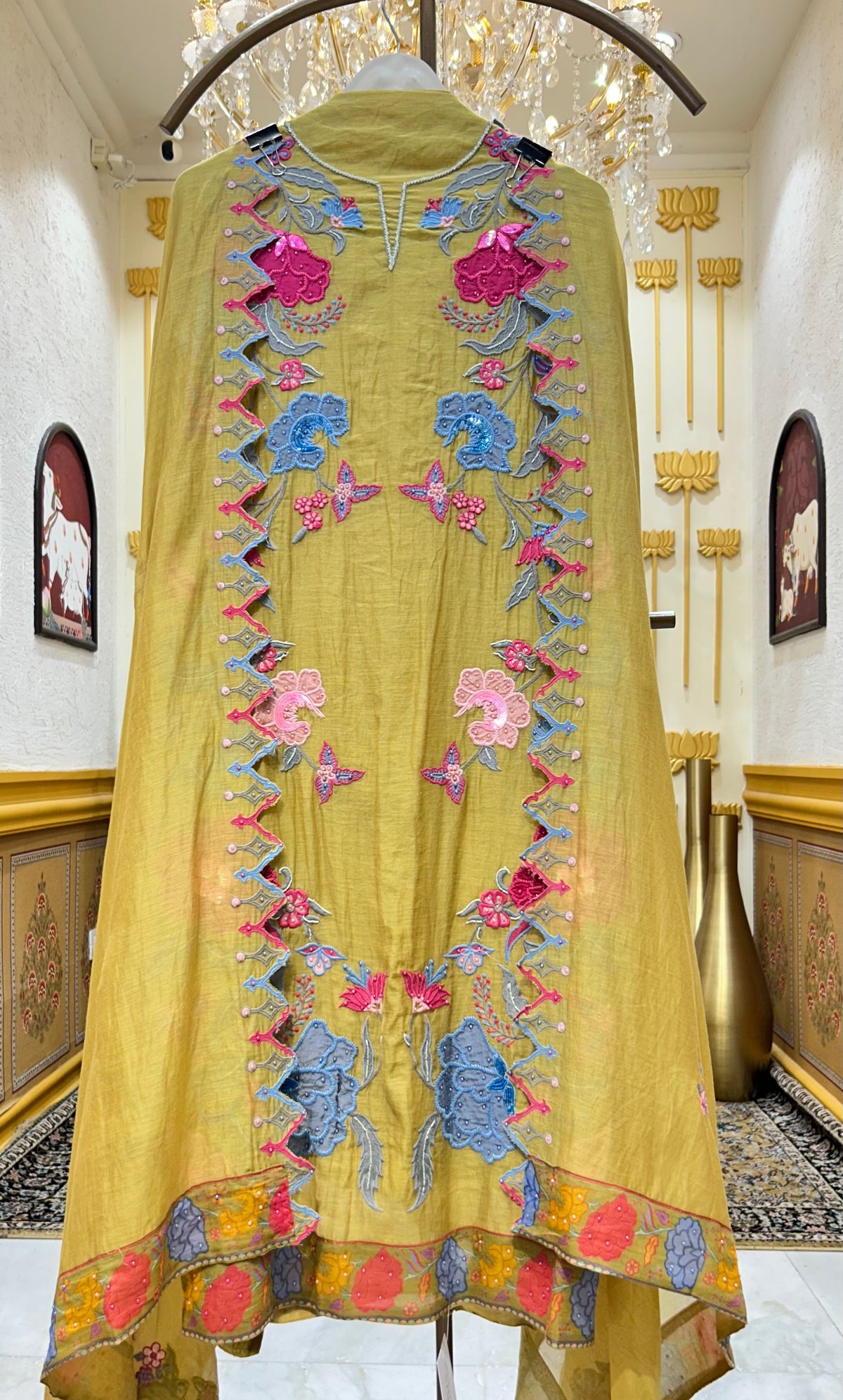 Mrinalesha Mul Chanderi Suit