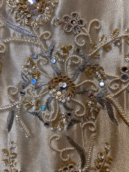 Sunehri Saaye Suit