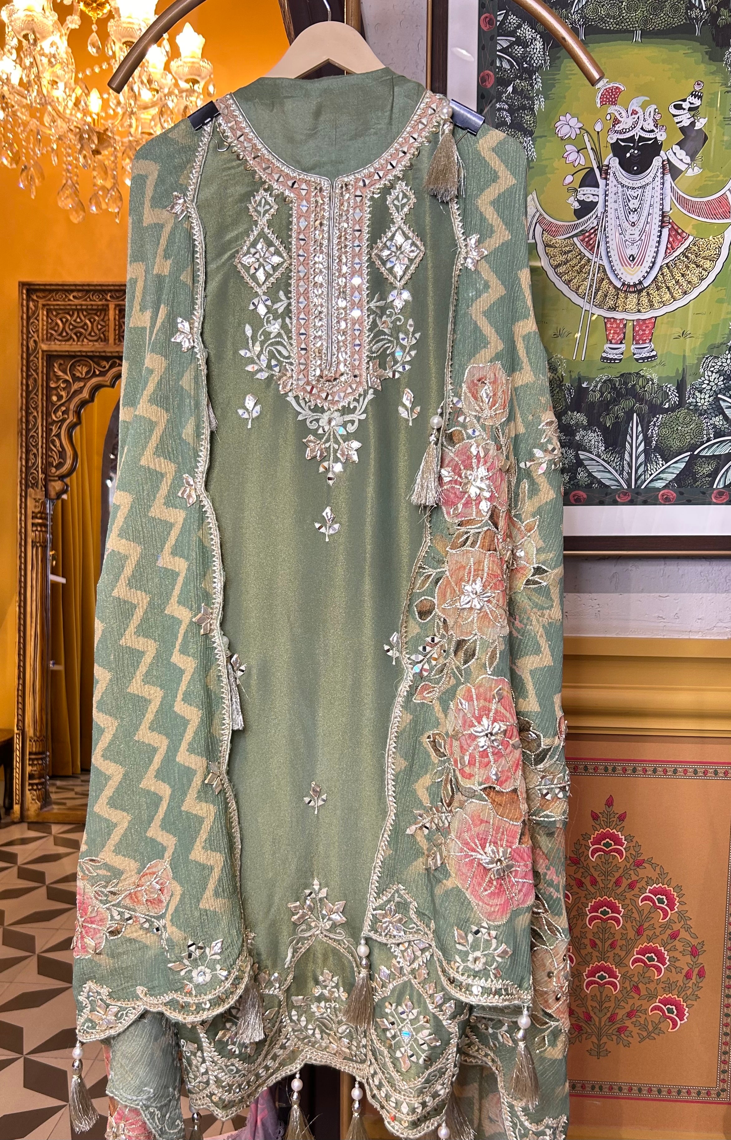 Noor-e-Lehza (Green)