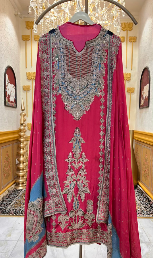 Zarimeh Aari Naqsh Suit (Pink)