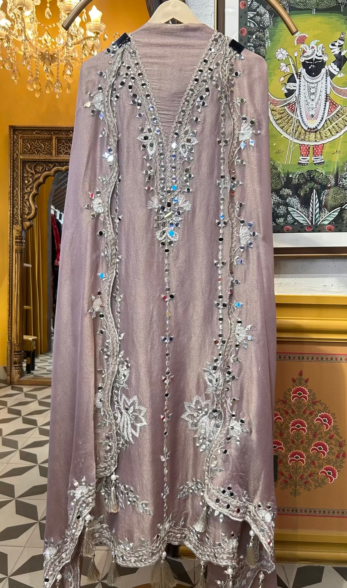 Mehzeen-é-Noor (Lavender)