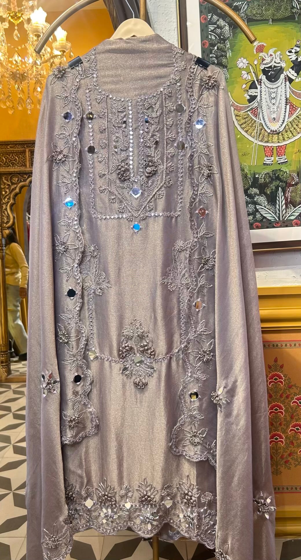 Zarqina-é-Noor (Lavender)