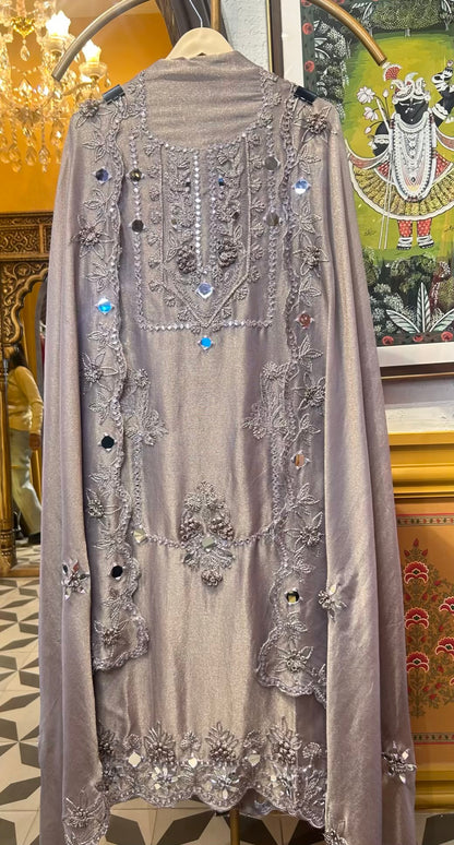 Zarqina-é-Noor (Lavender)