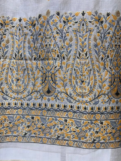 Ishmira Jamdhani Noor Suit (Beige & Black)
