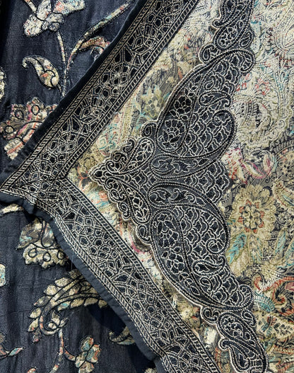 Varnisha Appliqué Suit