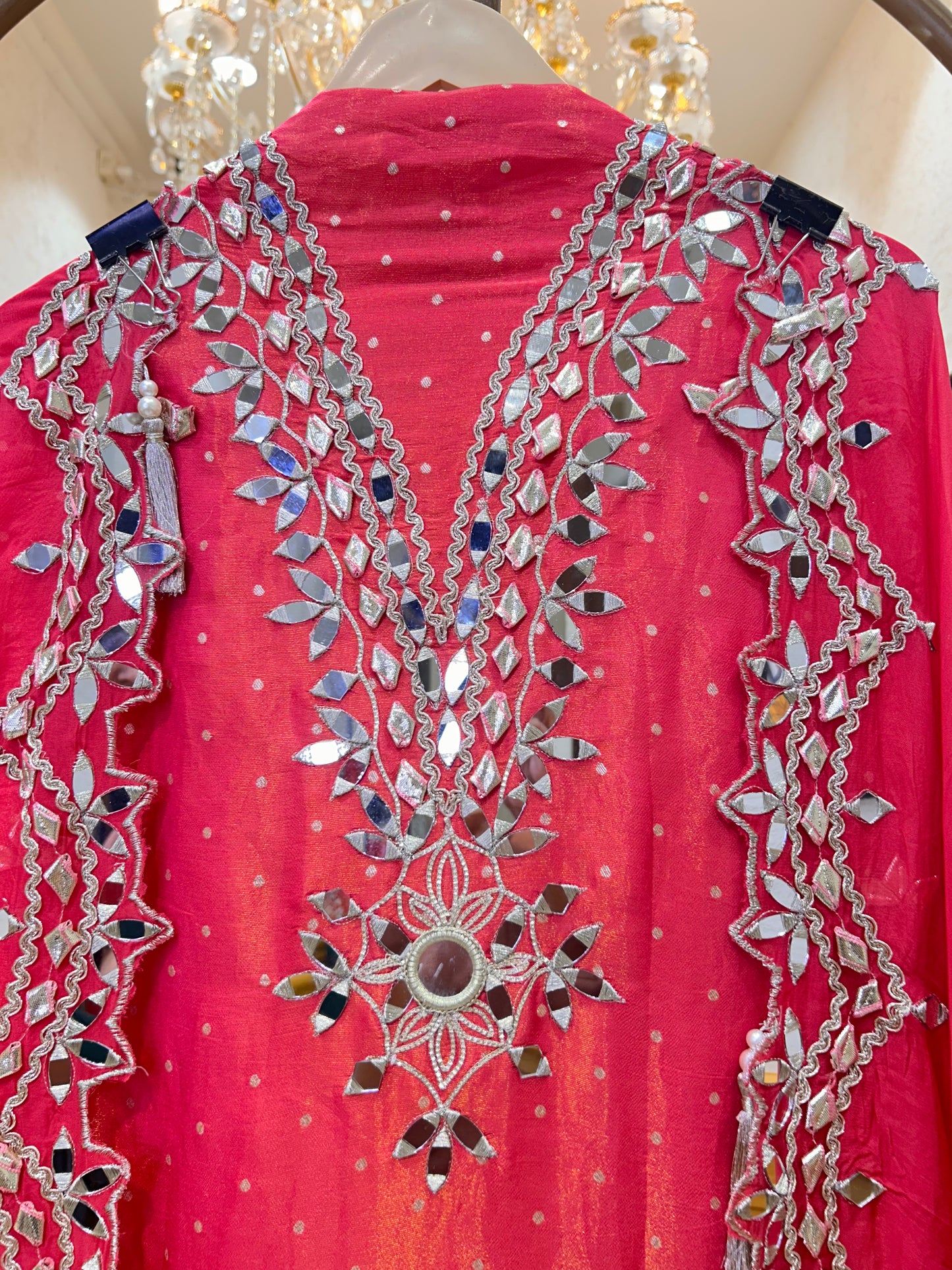 Sheesh Mahal Royale Suit