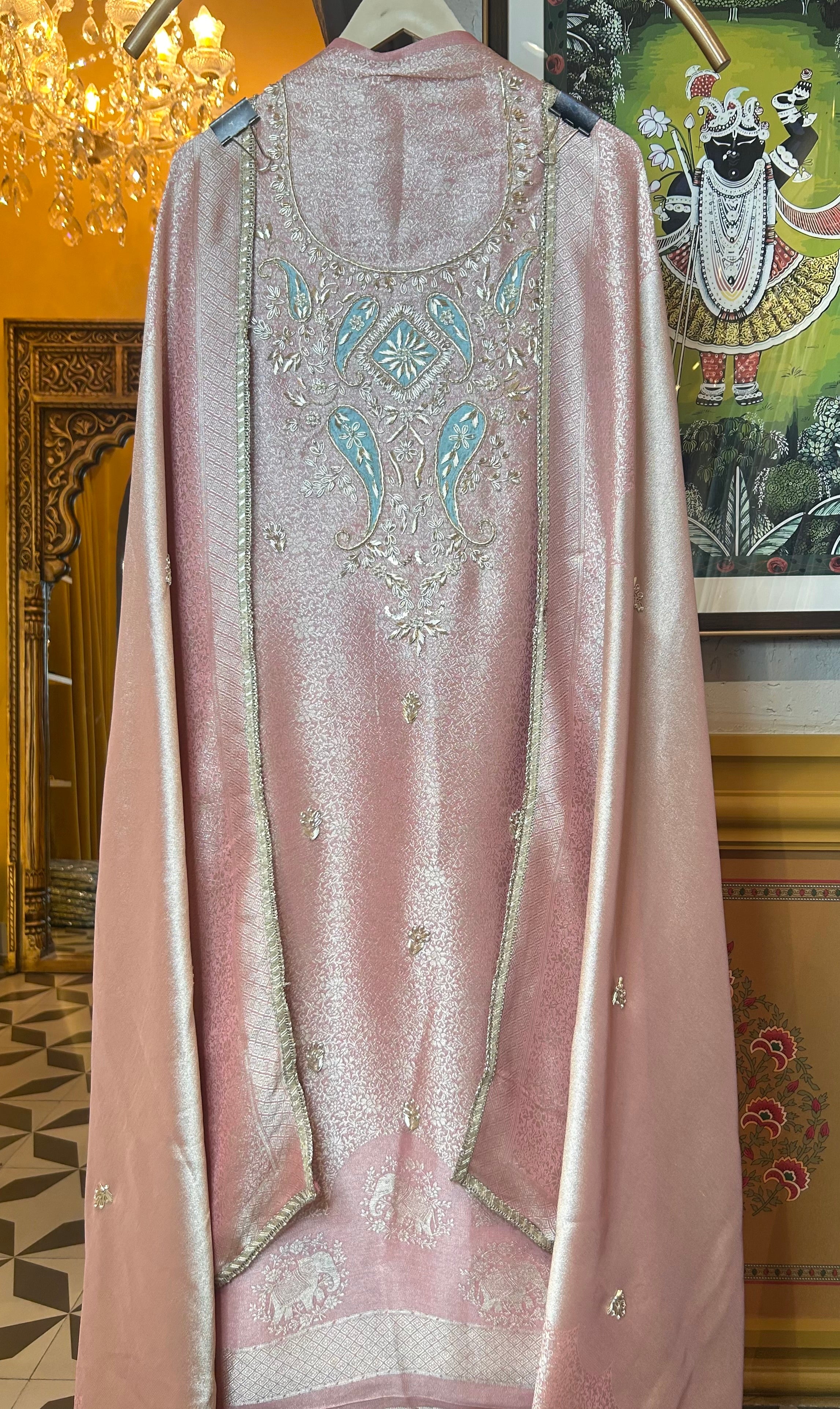 Suhayat Brocade Suit (Pink)