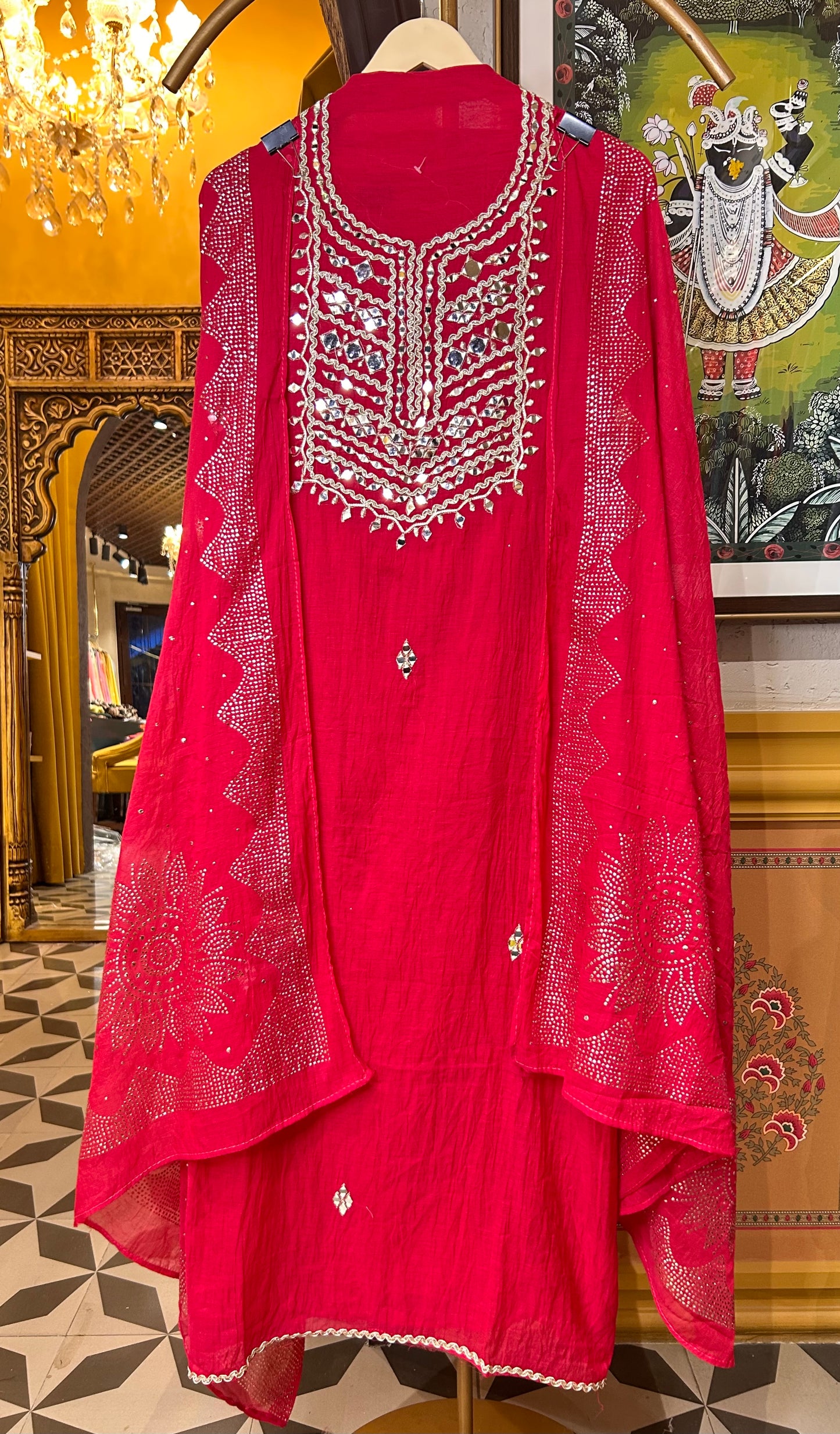 Noor-e-Mukesh (Red)