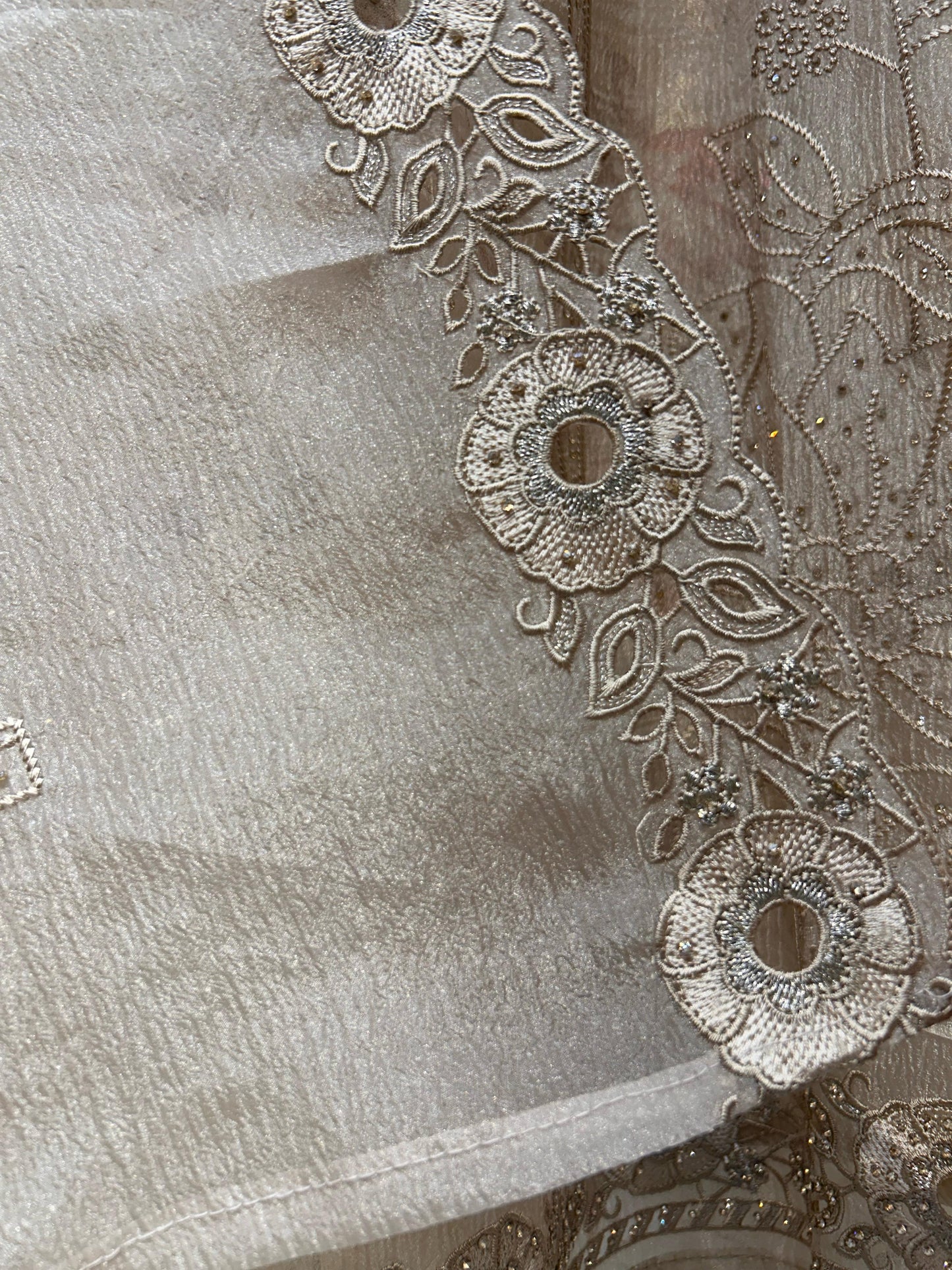 Noorzaar Crush Tissue Suit