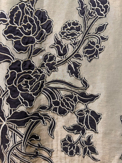 Shabhnami Appliqué Suit (Green)