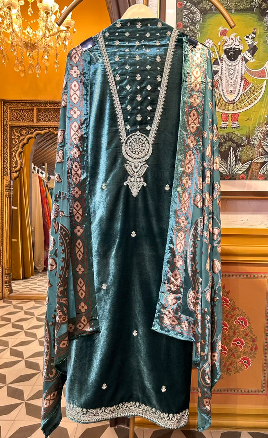 Zarveen Velvet Suit (Blue)