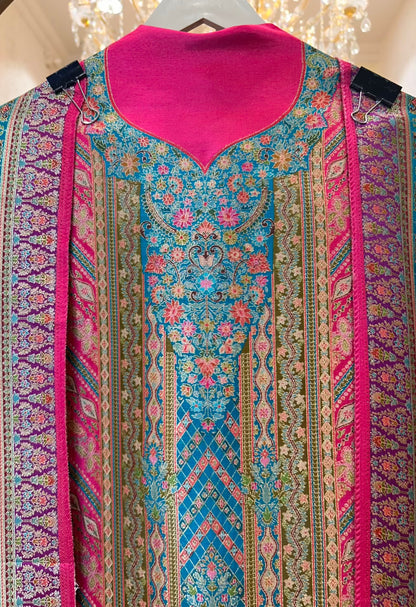 Mahroza Banarasi Loom Suit (Magenta)