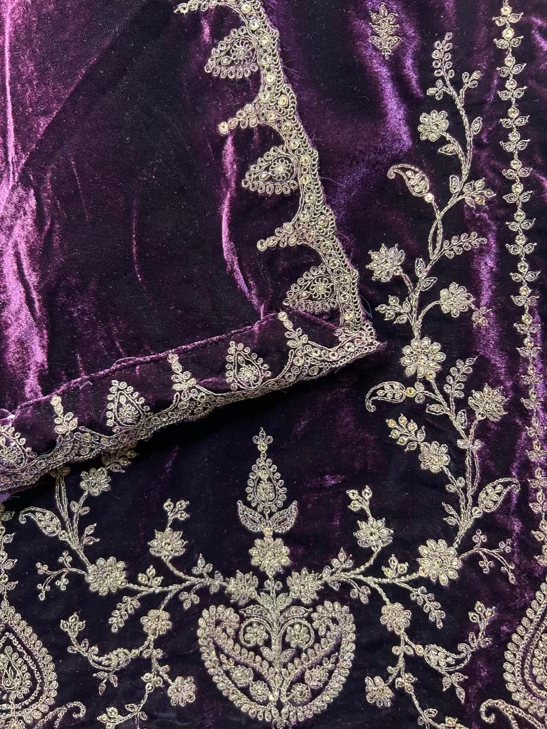 Rimvaar Velvet Suit (Purple)
