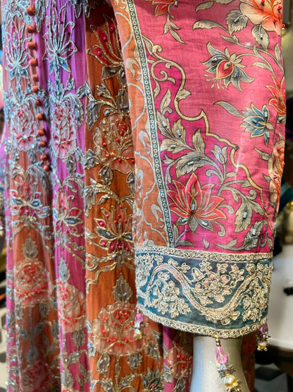 Aabhriya Anarkali Set
