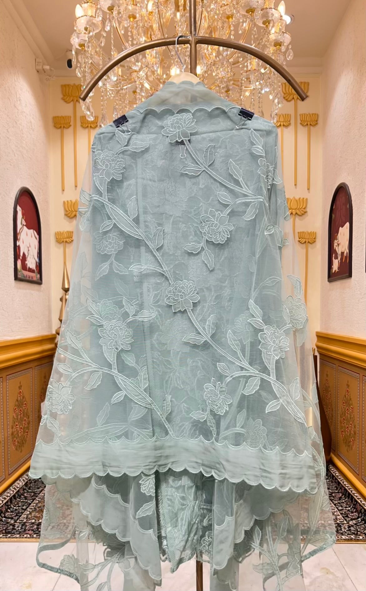 Elina Appliqué Veil Suit (Powder Green)