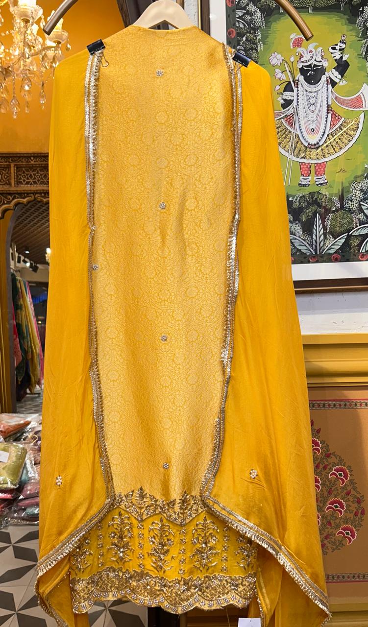 Zarqina Banarasi Suit