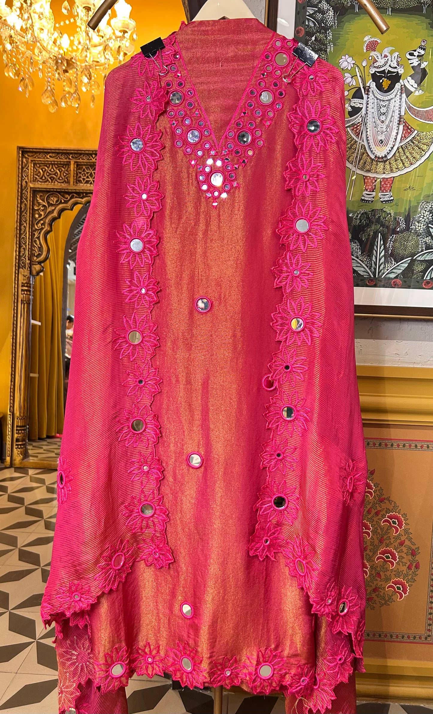 Aab-e-Aaina (Pink)