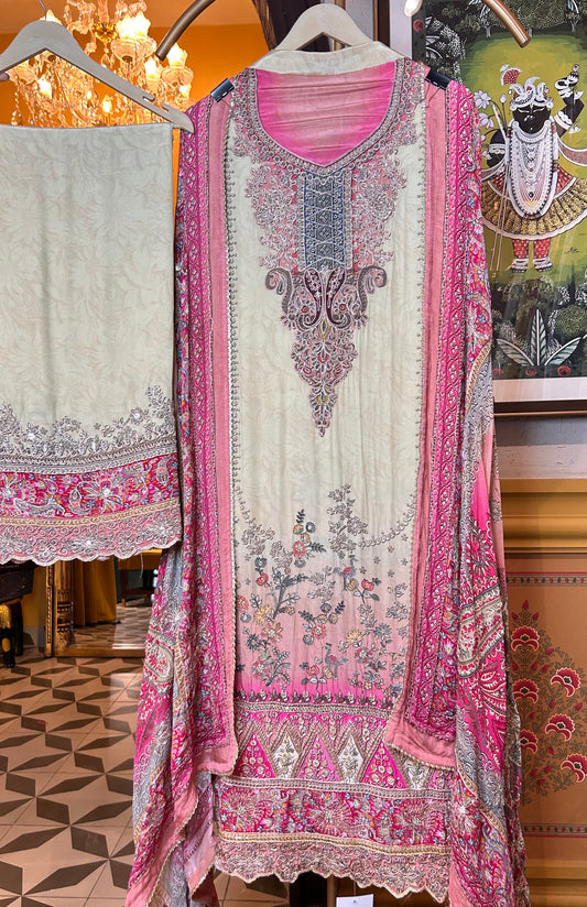 Iravya Crepe Suit (Pink)